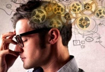 КАК УМНЫЕ ЛЮДИ ВЕДУТ СЕБЯ С ЛЮДЬМИ, КОТОРЫЕ ИМ НЕ НРАВЯТСЯ