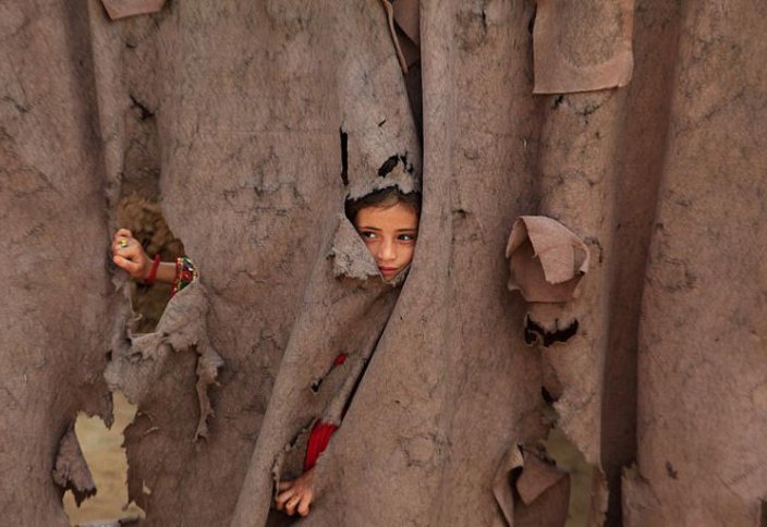 Пакистан продлил срок депортации афганских беженцев, но ООН по-прежнему обеспокоена