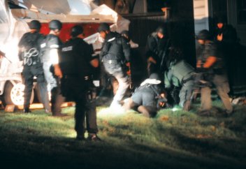 Полиция тұтқындаған кезде онысын таспаға тартып алуға міндеттеледі