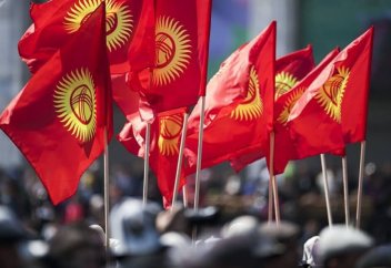 Разные: Народ Кыргызстана устал от политических аферистов