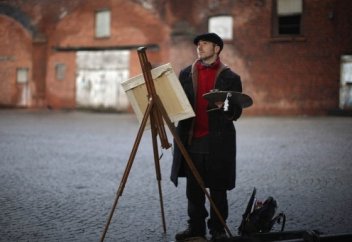 А.Қасым: "Суретшілерге доңайбат көрсетуді тұрпайылық дер едім" (сұхбат)