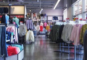 Врач объяснила необходимость стирать одежду после покупки. Китайцы рассказали как быстро высушить белье