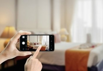 Сарапшы смартфонның көмегімен жасырын камераны қалай табуға болатынын айтты