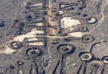 Разные: Древнейший «город мертвых» найден в Саудовской Аравии