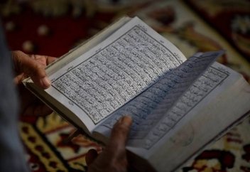Кувейт напечатает 100 000 копий Корана для распространения в Швеции