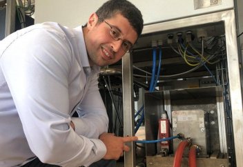 Сиыр көңінен бөлінетін парникті газды залалсыздандыру тәсілі табылды