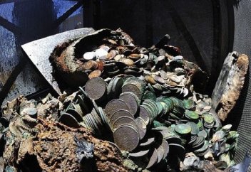 Фашистер суға батырған қазына табылды