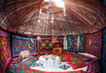 Казахскую юрту установили в Иордании