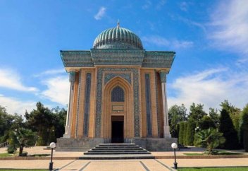 Имам Мәтуридидің (р.а.) халықты қысқан патшаға айтқаны және патшаның ақыры