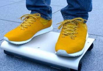 Японцы вновь удивили мир: Транспортное средство размером с планшет