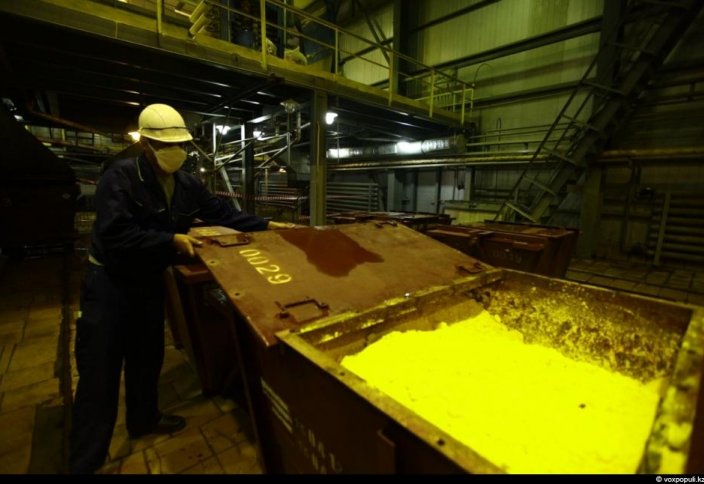 Казахстан сокращает экспорт урана. Инфографика