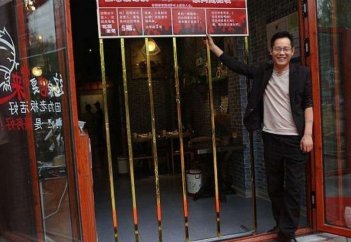 Арық адамдар тегін тамақтандырылады (фото)