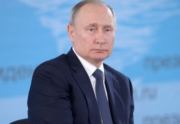 Путин в начале 2021 года может уйти в отставку из-за опасений, что у него болезнь Паркинсона