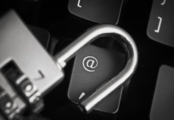 Как исследователям и учёным избавиться от синдрома собаки на сене