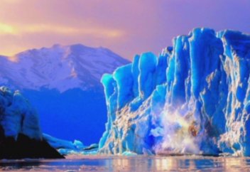 Табиғаттың тылсым құбылысын мыңдаған турист тамашалады (видео)