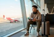Кәмелетке толмаған жолаушылардың жеке ұшуы: FlyArystan рейстеріндегі ережелер