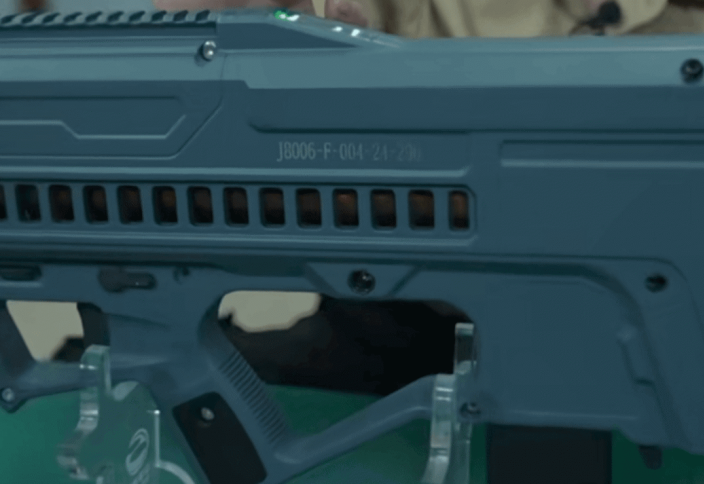 Пулемет-тапанша форматында электрошокер жасалды (видео)