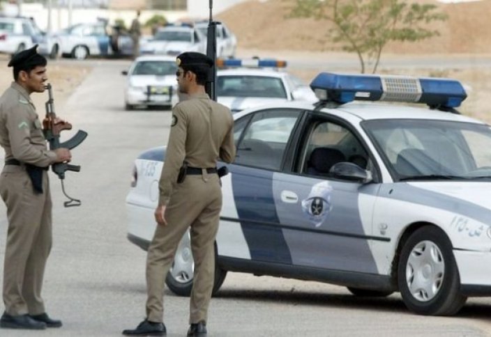 Саудовские власти депортируют мужчину, вошедшего в шортах в женский спортзал