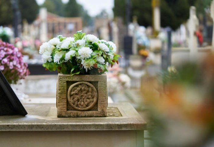 Новое кладбище готовится к захоронениям, так как старое место приближается к полной вместимости