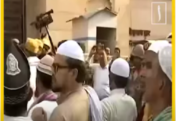 Многобожники изгнали мусульман из мечети