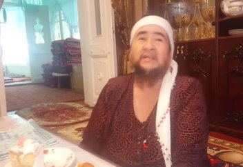 Сақалды апа қуанышты жаңалығын бөлісті (видео)