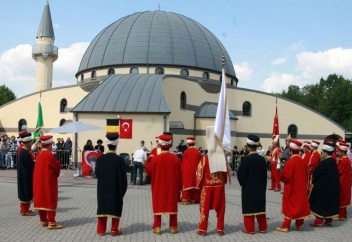 Еуропалық ел мешіттерді шетел ықпалынан шығармақ