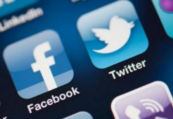 Еуроодақ Facebook, Google және Twitter желілеріне айыппұл салатыны туралы ескертті