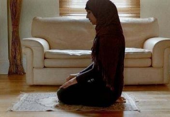 Әйел адам тарауих намазына мешітке барса бола ма?