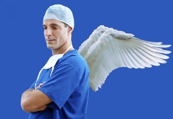 Больше 3 тысяч медиков покинули Казахстан за три года. Сколько врачей и медиков не хватает в Казахстане