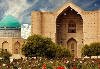 1,5 млн человек посетили мавзолей Ходжи Ахмеда Яссауи в 2019