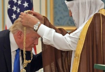 Трамп - мұсылмандардың жаңа "халифасы"