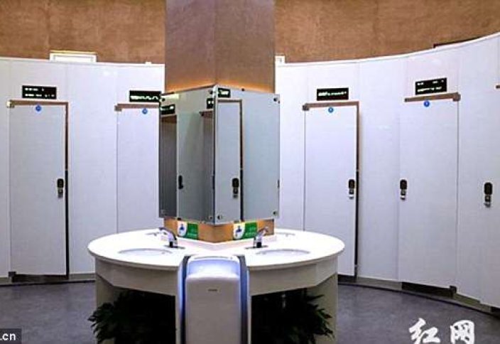 В Китае придумали, как "экономить" туалетную бумагу (ВИДЕО)