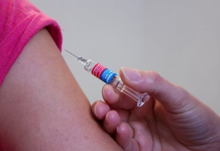 Представитель ВОЗ назвал штраф за отказ от прививок признаком бессилия