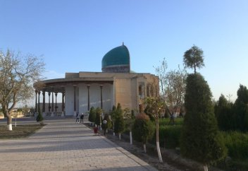 Жарты күмбезді мешіт (фото)