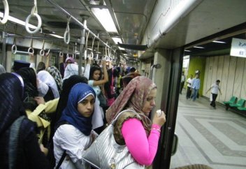 В Египте впервые запустили автобусы «только для женщин»