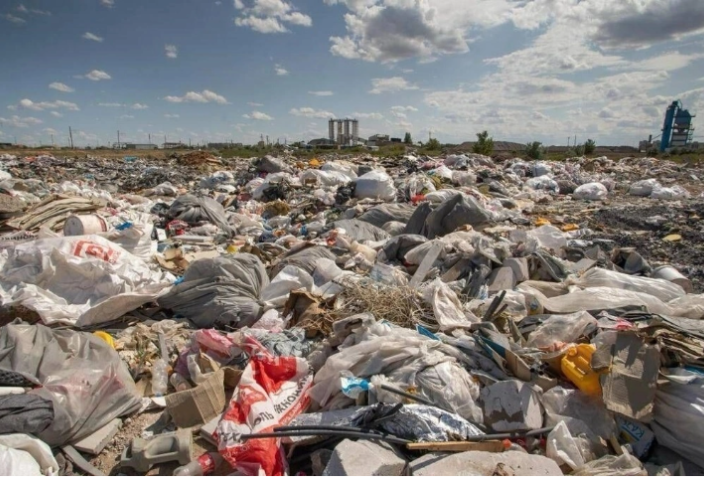 Адамдар жыл сайын 1 миллиард тоннадан астам азық-түлікті қоқысқа тастайды – БҰҰ