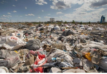 Адамдар жыл сайын 1 миллиард тоннадан астам азық-түлікті қоқысқа тастайды – БҰҰ