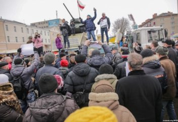Енді жұмыс істемей бос жүрген адамдар салық төлейді