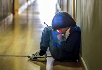 Тәрбиелеу мақсатында өз баласын ұрлады