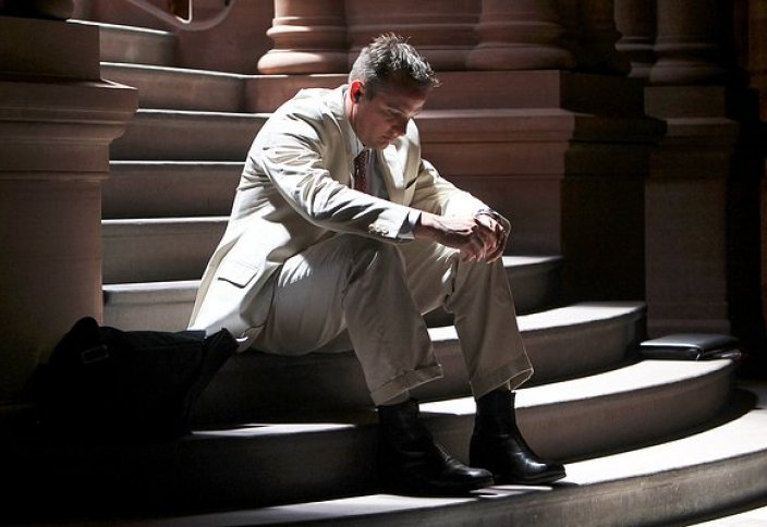 Мир накрывает волна банкротств. Эпоха легких денег закончилась. Что теперь будет с мировой экономикой?