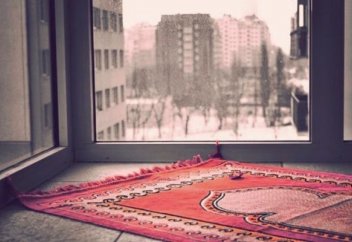 Дін мен дене жаттығуының арасында да байланыс бар болып шықты