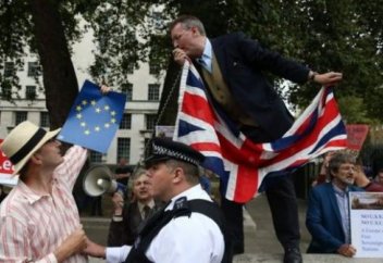 Британцы стали хуже относиться к мусульманам, но лучше – к мигрантам