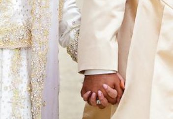 Араб елі азаматына тұрмысқа шығатын қалыңдықтың да, сол елдің азаматына үйленгісі келетін күйеу жігіттің де өмірбаяны тексеріледі