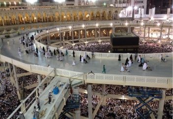 Малайзиялық қажы-байкерлер ұмраға барды