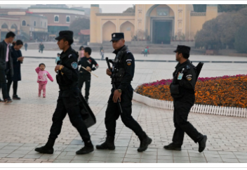 Разное: Всемирный банк заподозрил, что Китай сажает мусульман в концлагеря на его деньги