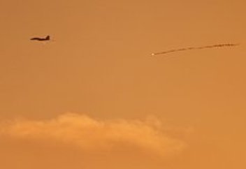 Иран жеріндегі америкалық ұшқышты елес құтқарды