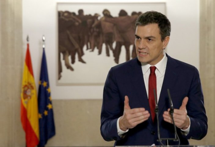 Кабинет министров Испании стал «женским»