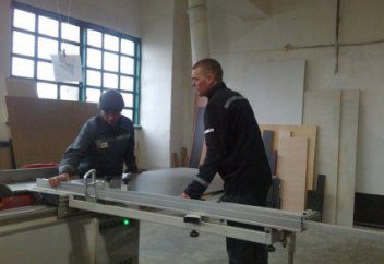 Казахстанские осужденные занимаются бизнесом за решеткой (видео)