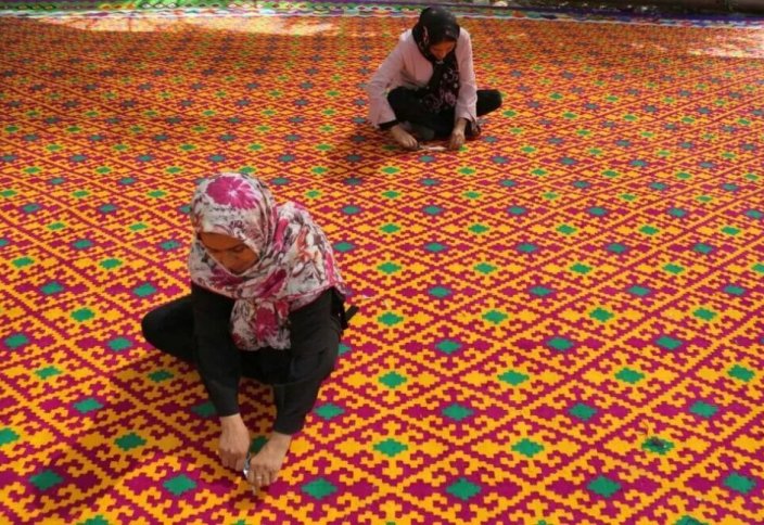 В Иране создали самый большой в мире килим (фото)