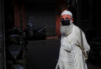 Атаки на мусульман под предлогом коронавируса: нападают, говоря «коронаджихад», при положительных тестах сажают в тюрьму и подвергают пыткам (Yeni Şafak, Турция)